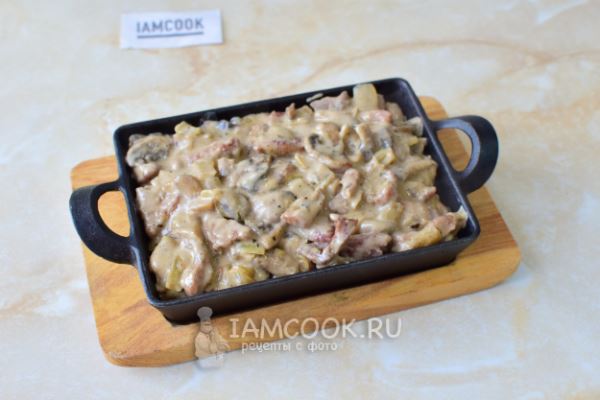 Жульен с говядиной и грибами