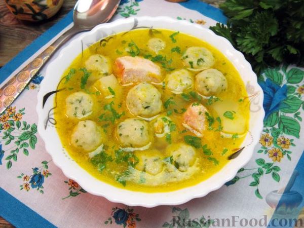 Куриный суп с сырными шариками и картофелем