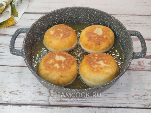 Пирожки с тыквой и мясом