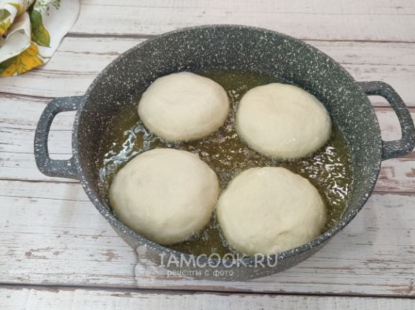 Пирожки с тыквой и мясом