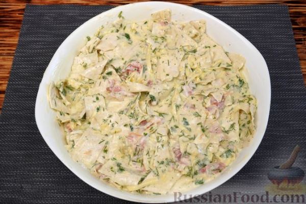 Пирог из лаваша с сыром и беконом